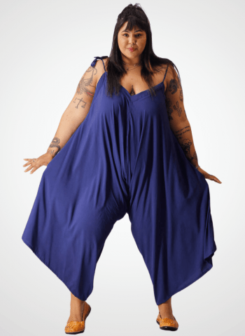 Macacão PLUS SIZE 8 formas de usar Cor Liso em Viscose Twilight Blue CAUSANTE