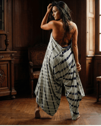 Macacão 8 formas de usar em Viscose - Estampa Digital Zuzu Mulheres Fortes