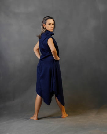 Vestido Assimétrico Cor Liso em Algodão