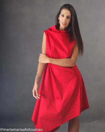 Vestido Assimétrico Cor Liso em Algodão