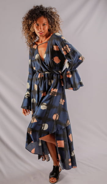 Vestido  Giselly  em Viscose - Estampa Heléboro 