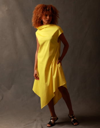 Vestido Assimétrico Cor Liso em Algodão