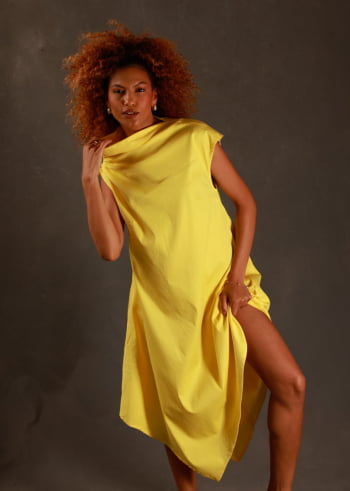 Vestido Assimétrico Cor Liso em Algodão