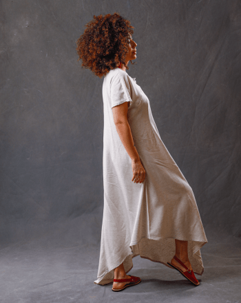 Vestido com decote em zíper invisível Cor Liso em Linho FABIANA