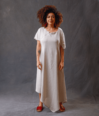 Vestido com decote em zíper invisível Cor Liso em Linho FABIANA