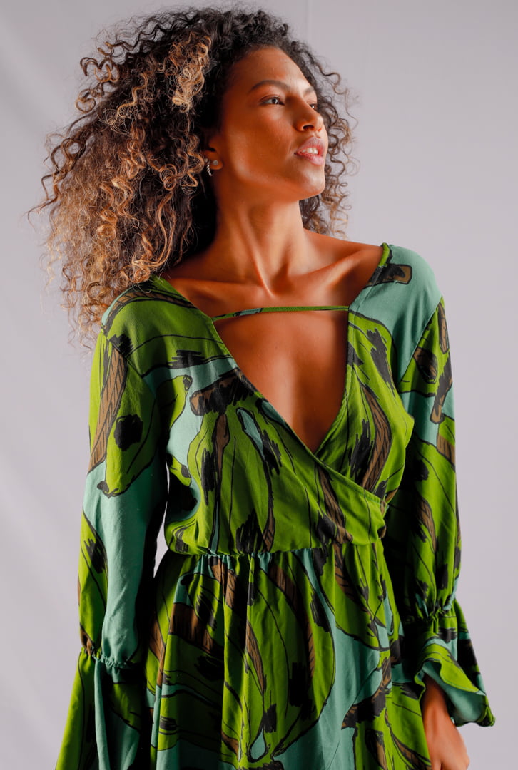 Vestido  Giselly  em Viscose - Estampa Bromélia 